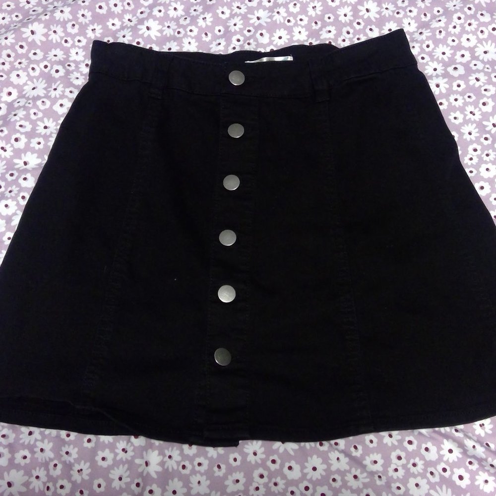 Love Fire Black Button Up Skirt Size 3 Junior